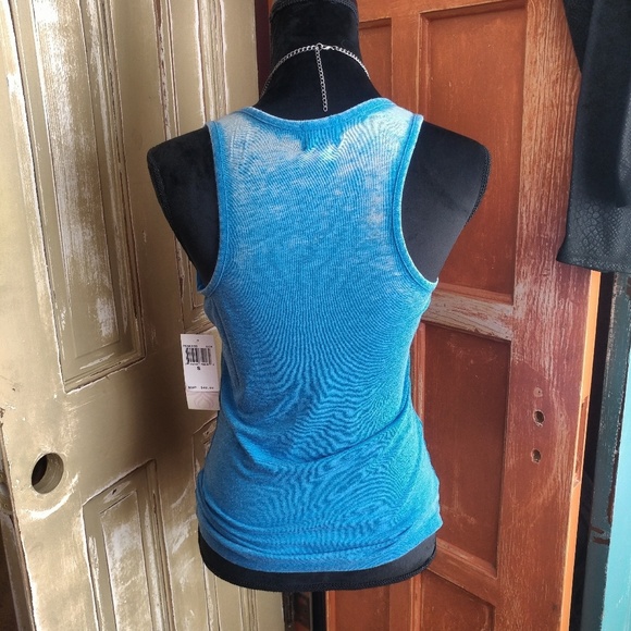 🤩 pink lotus tank - Picture 2 of 3